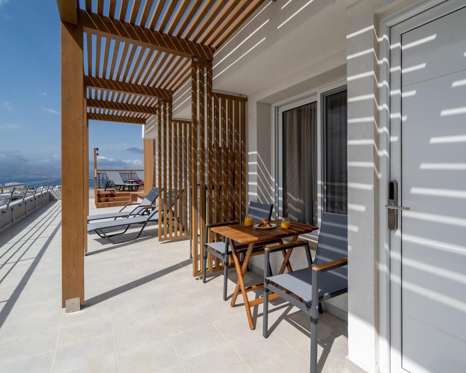 View (from property/room), Balcony/Terrace