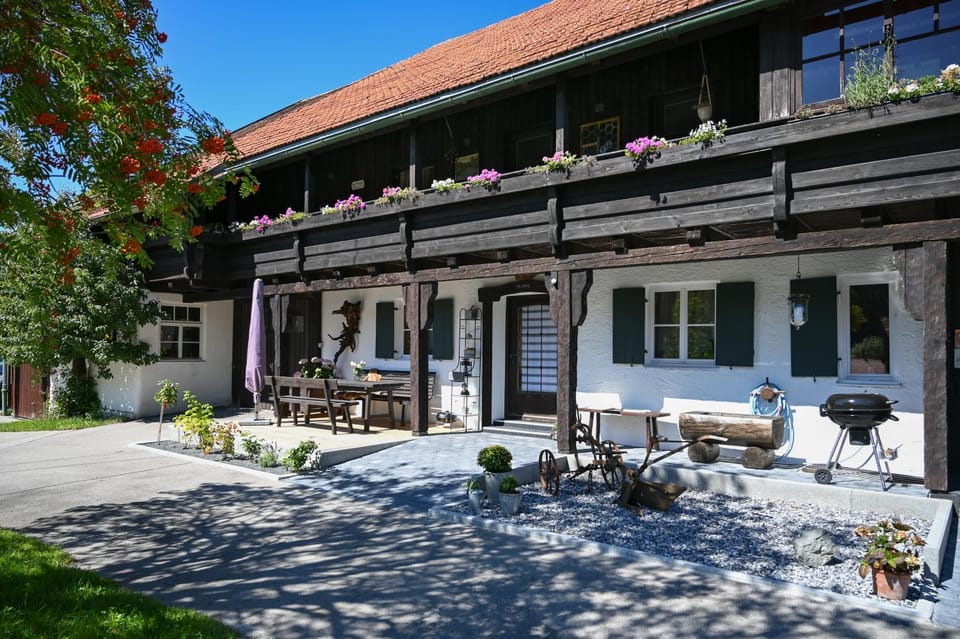 Property building, Garden, Garden view