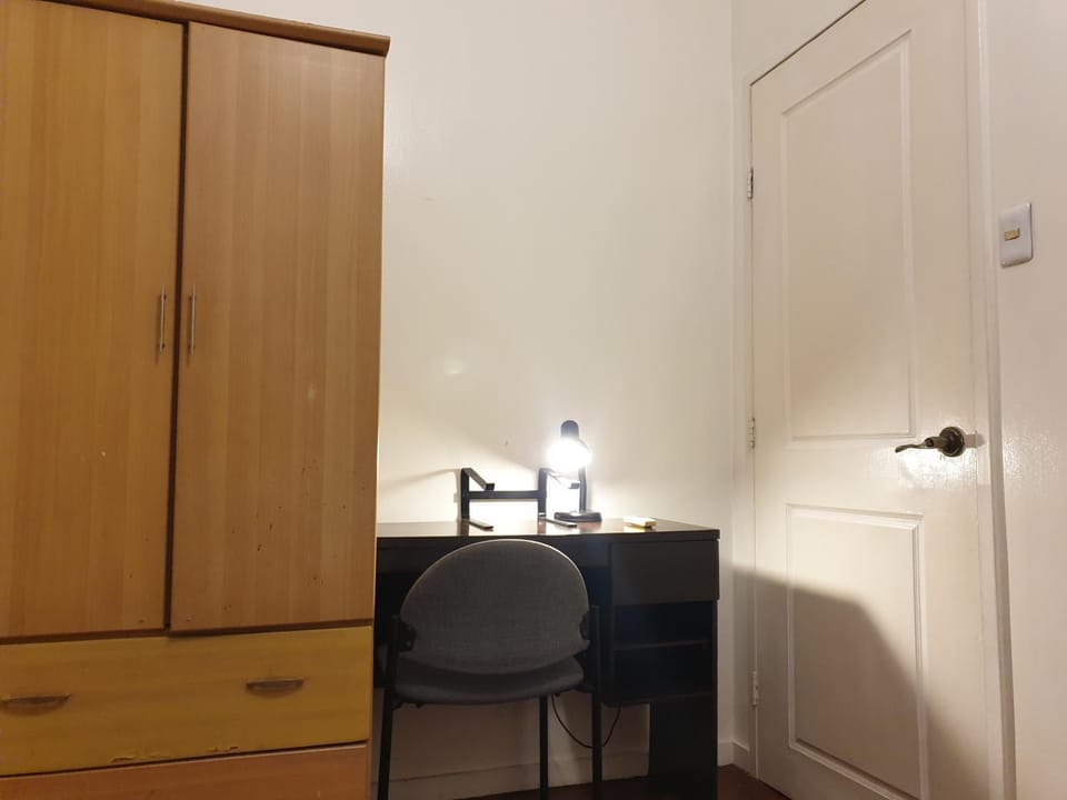 Photo of the whole room, Business facilities, Bedroom, hair dresser, wardrobe