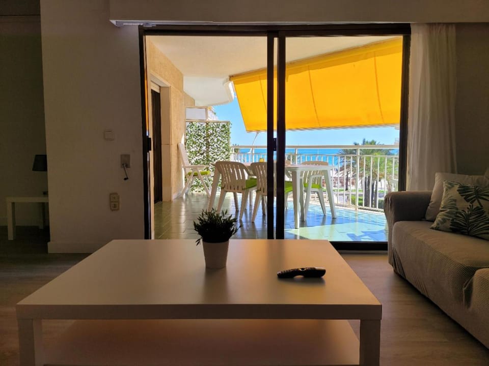 View (from property/room), Living room, Seating area, Sea view
