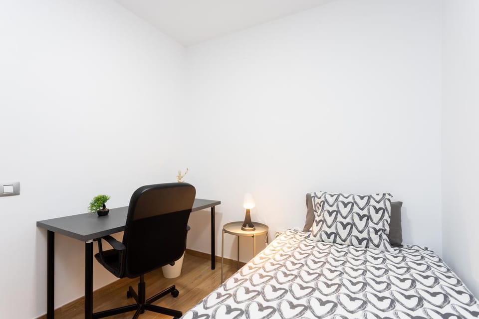 Home2Book Design Black & White Santa Cruz Home Apartment in Santa Cruz de Tenerife