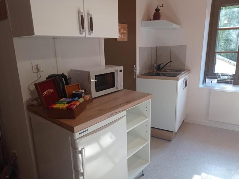 Appartement cosy avec son charme ancien. Apartment in Haute-Savoie