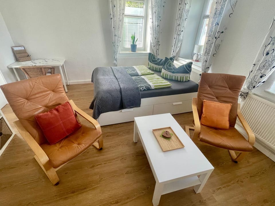 Bed, Living room, Seating area