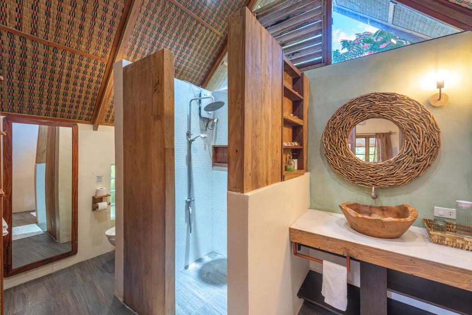Shower, Bathroom, towels