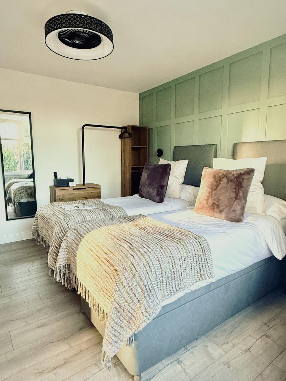 Bed, Bedroom, wardrobe