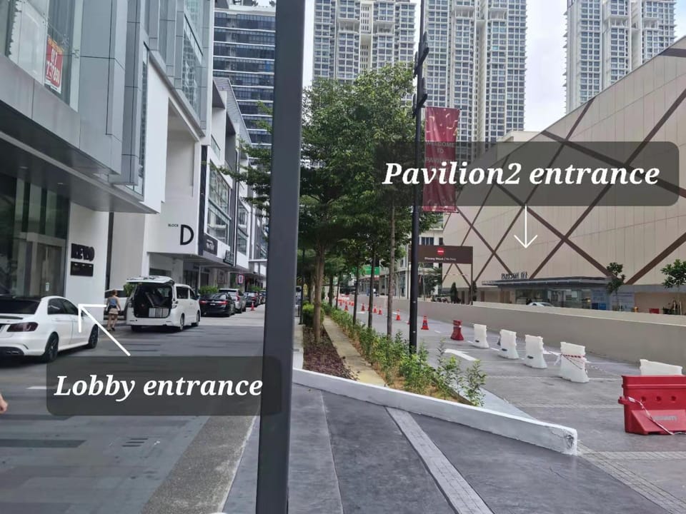 Pavilion 2 Revo l Rooftop Swimming Pool LS15 Apartment in Federal Territory of Kuala Lumpur