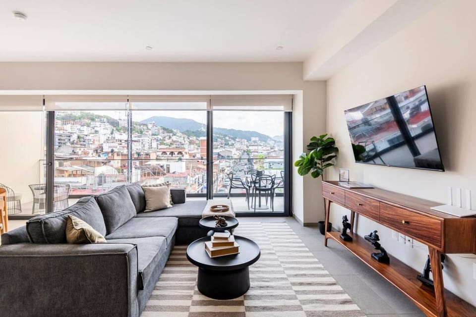 Communal lounge/ TV room, Living room