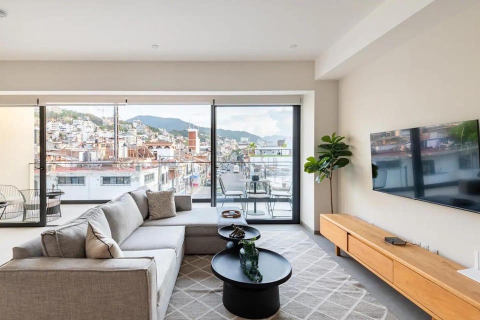 Communal lounge/ TV room, Living room