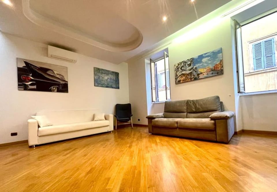 Colosseum Charming Stay Apartment in Rome