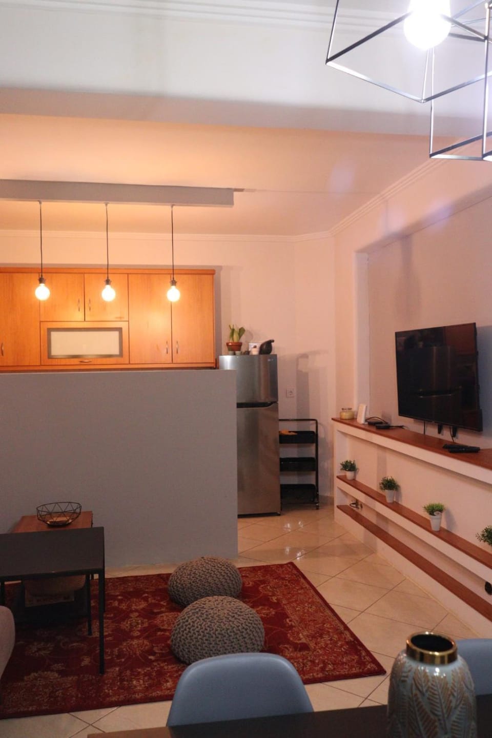 TV and multimedia, Kitchen or kitchenette
