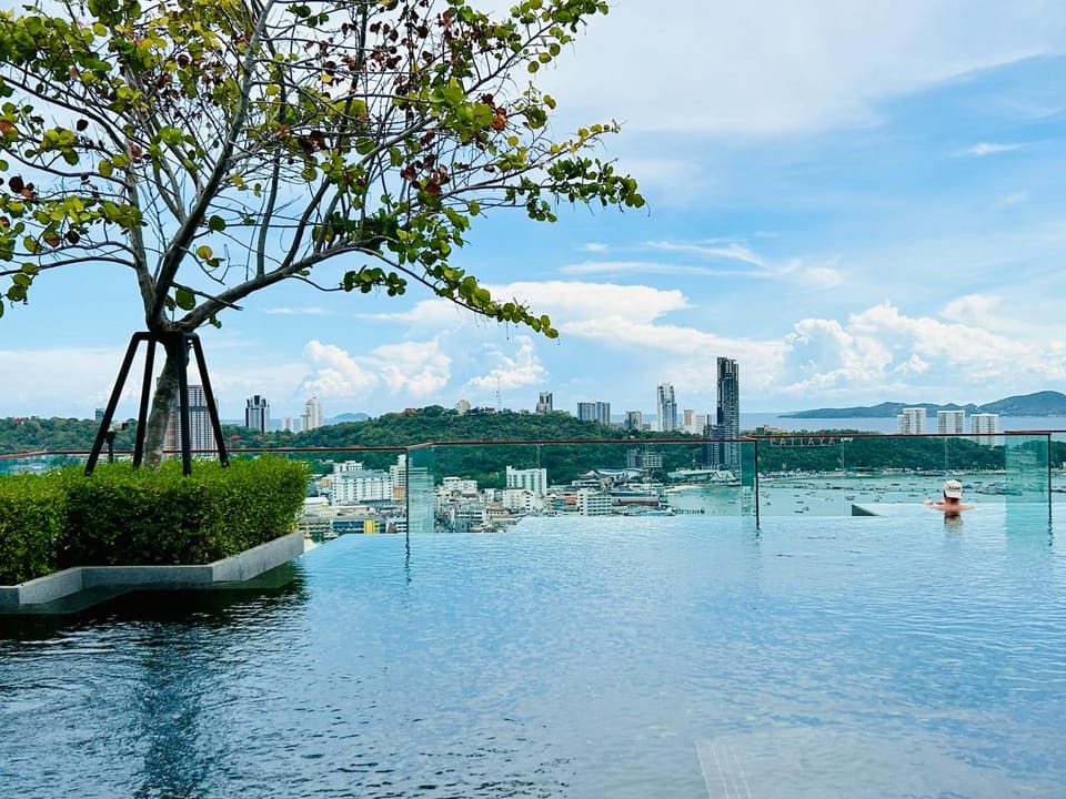 Nearby landmark, Day, Natural landscape, City view, Sea view