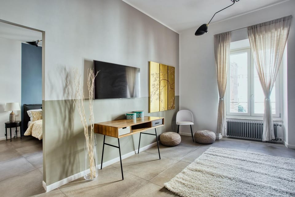TV and multimedia, Living room, Decorative detail, furniture, heating