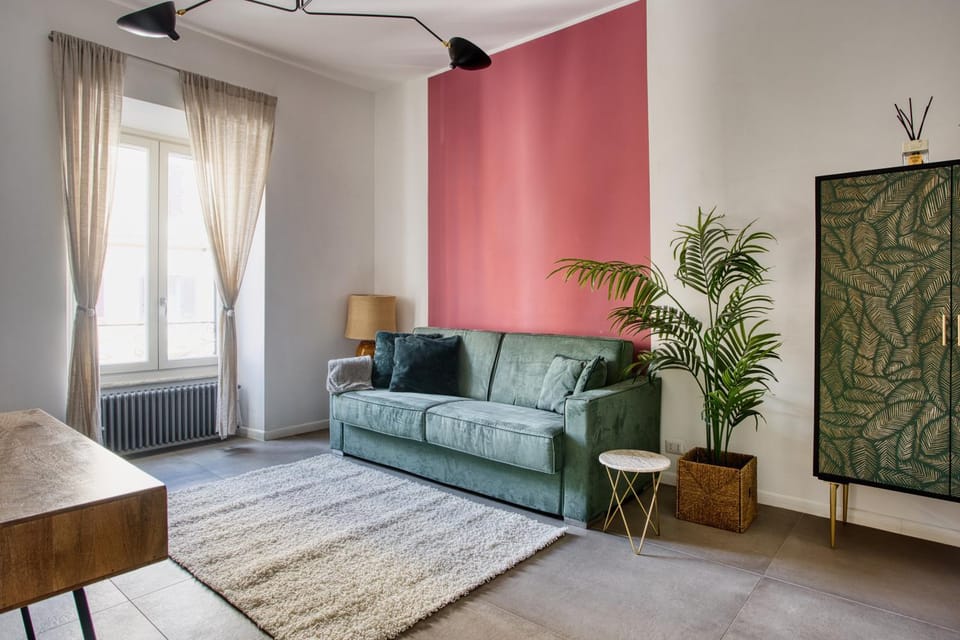 Living room, Decorative detail, furniture, heating