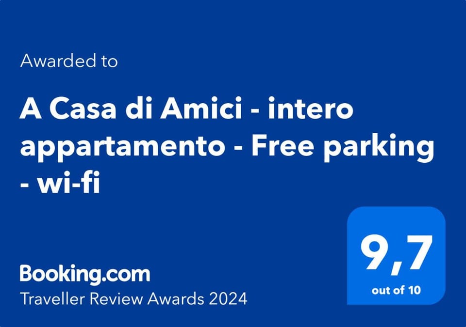 A Casa di Amici - intero appartamento - Free parking - wi-fi Apartment in Lecce