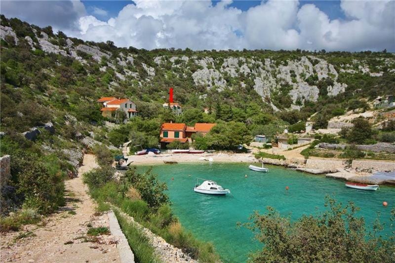 Mountain view, Sea view