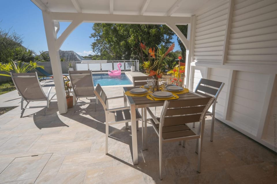 972A - Magnificent ground floor with swimming pool Apartment in Le Diamant