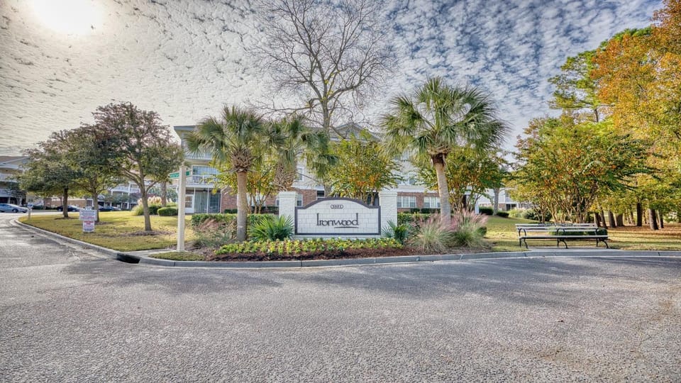 1034 Ironwood home Apartment in North Myrtle Beach
