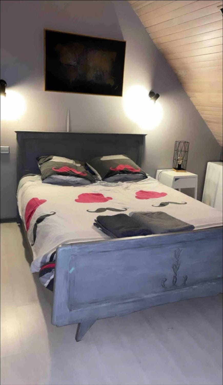 Bed, Bedroom