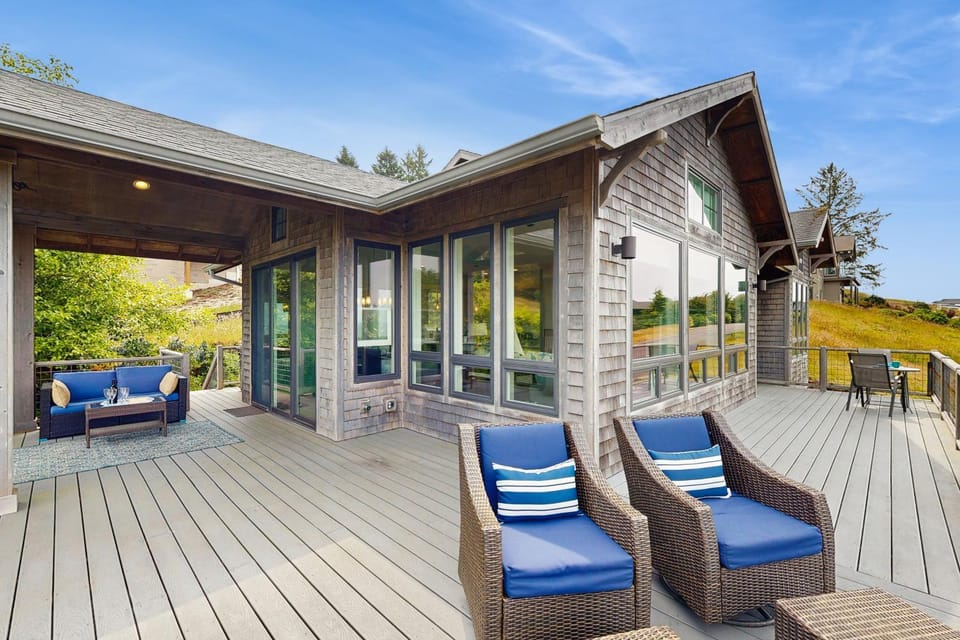Alta Vista House in Pacific City