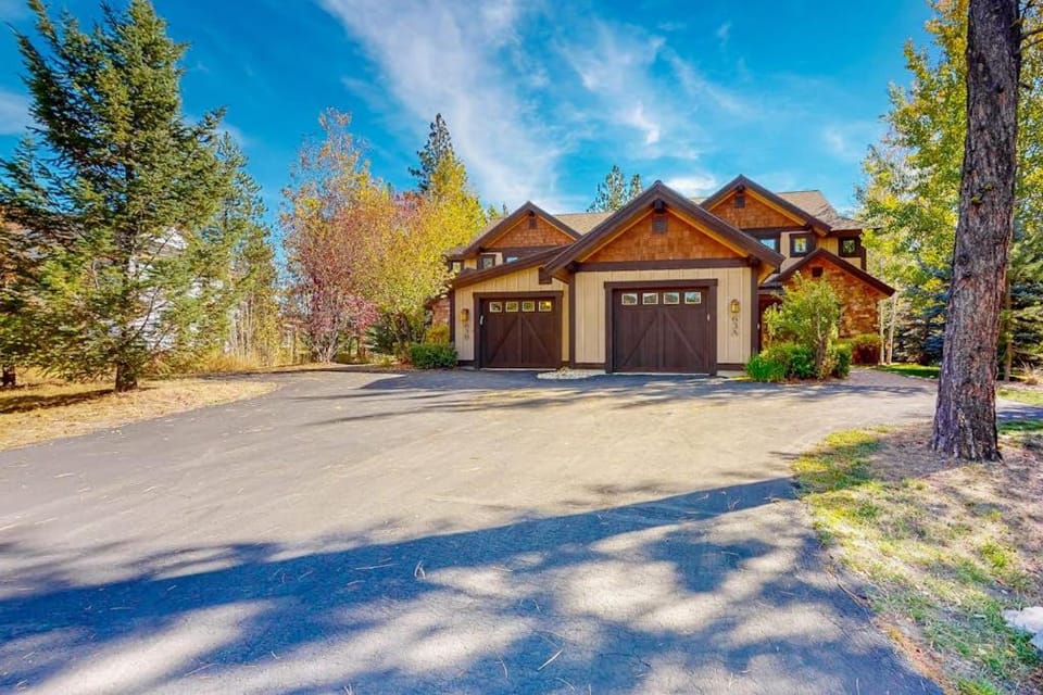 BOTHR Steelhead House in Valley County