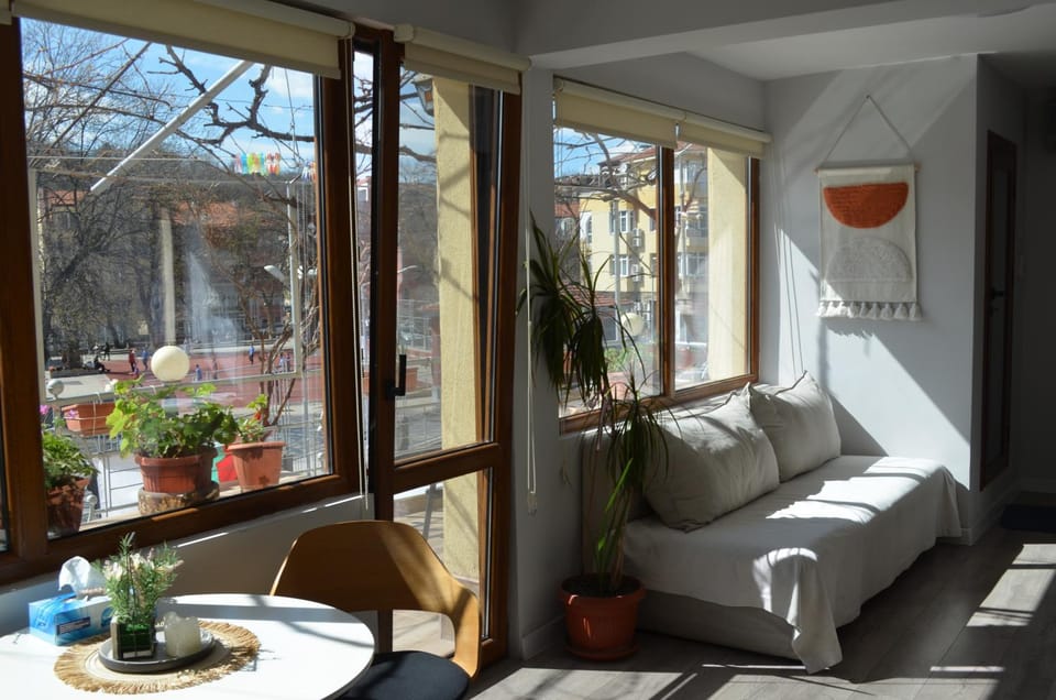 Balcony/Terrace, Living room, Seating area, Dining area