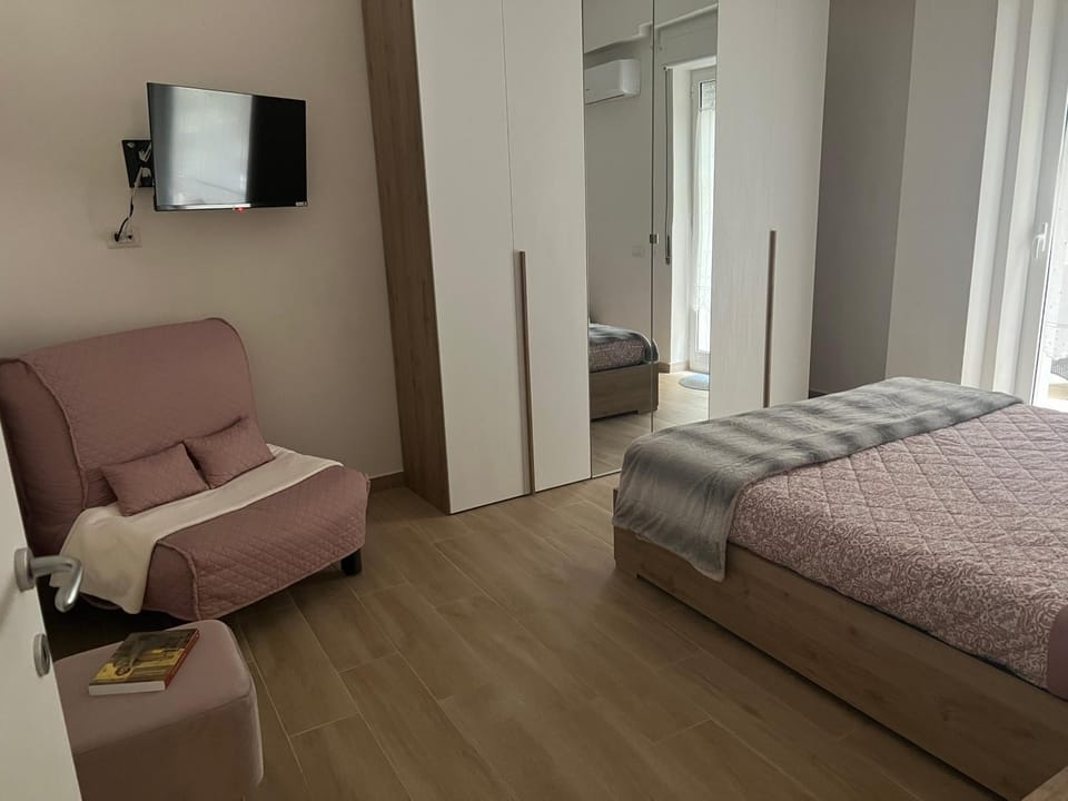 VOMERO DOMUS Apartment in Naples