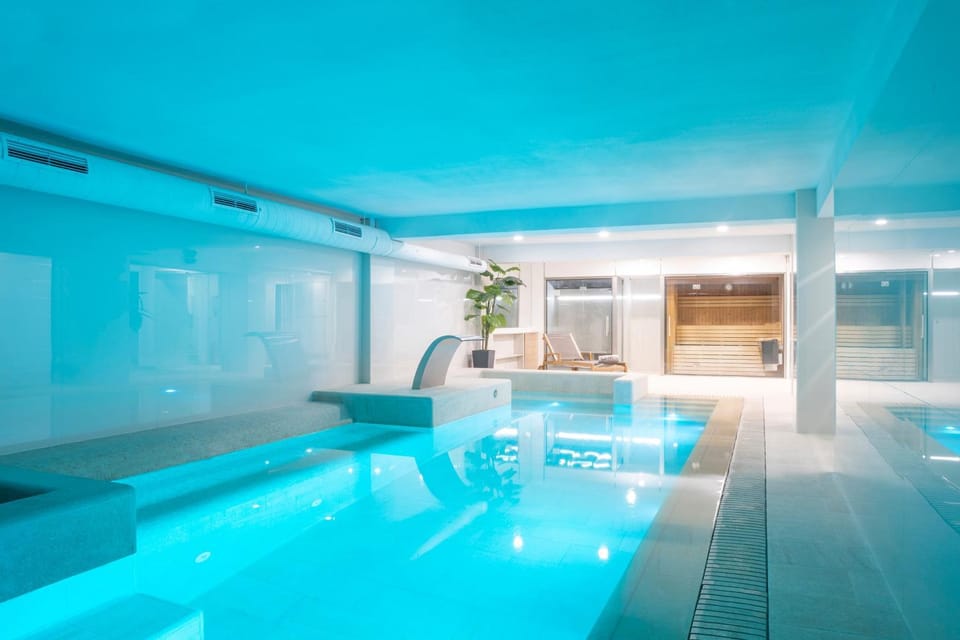 Hot Tub, Sauna, Spa and wellness centre/facilities, Swimming pool