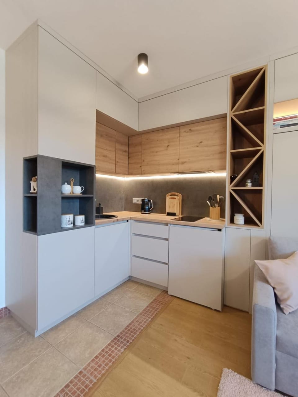 Kitchen or kitchenette