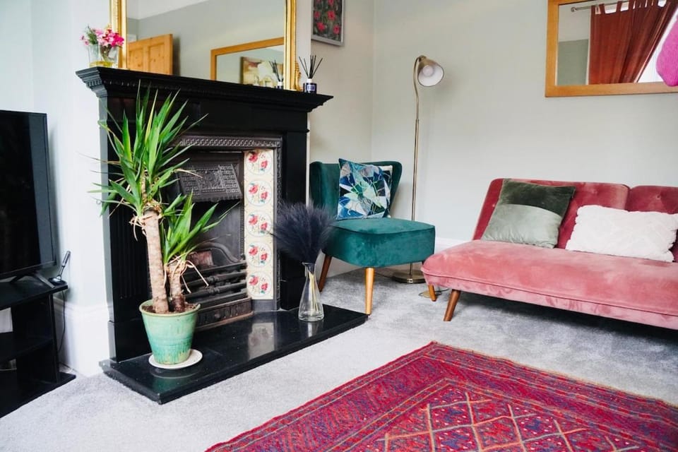 Picton House- 3 bed house with decking and garden, central Ramsgate House in Ramsgate