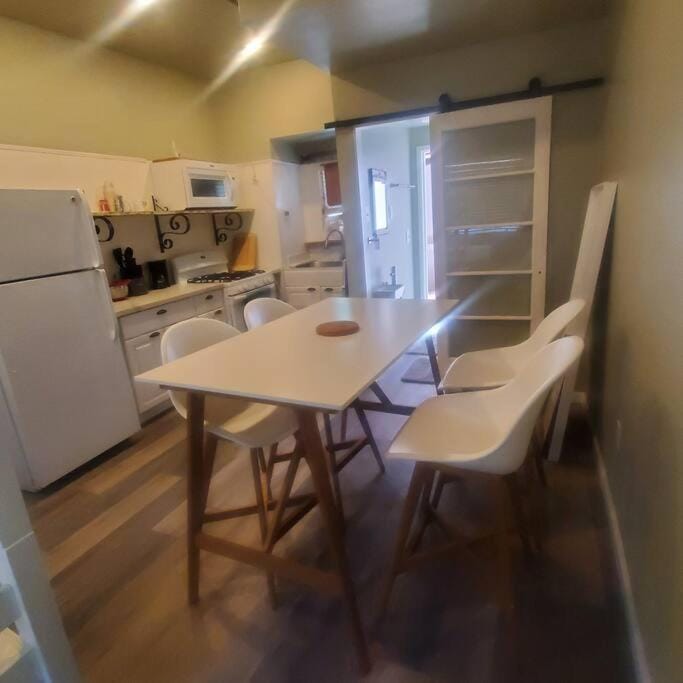 Cozy, Cheerful & Charming Cabin - Historic Julian Cabin in Julian