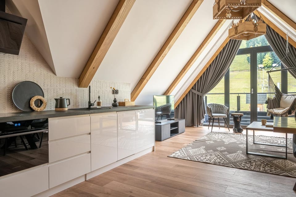 Kitchen or kitchenette, Living room, Seating area, Dining area, pet friendly