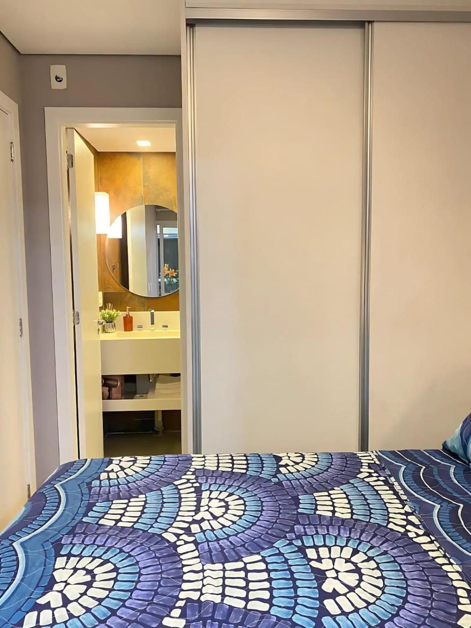 Bed, Photo of the whole room, Bedroom, wardrobe