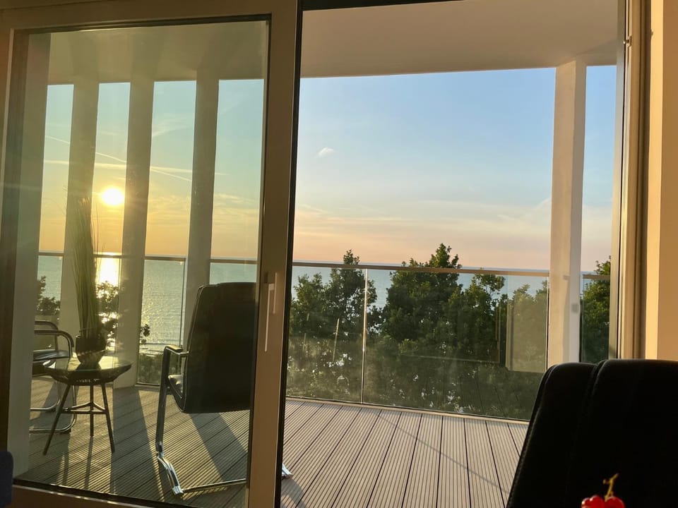 View (from property/room), Balcony/Terrace, Balcony/Terrace, Living room, Sea view, Sunset