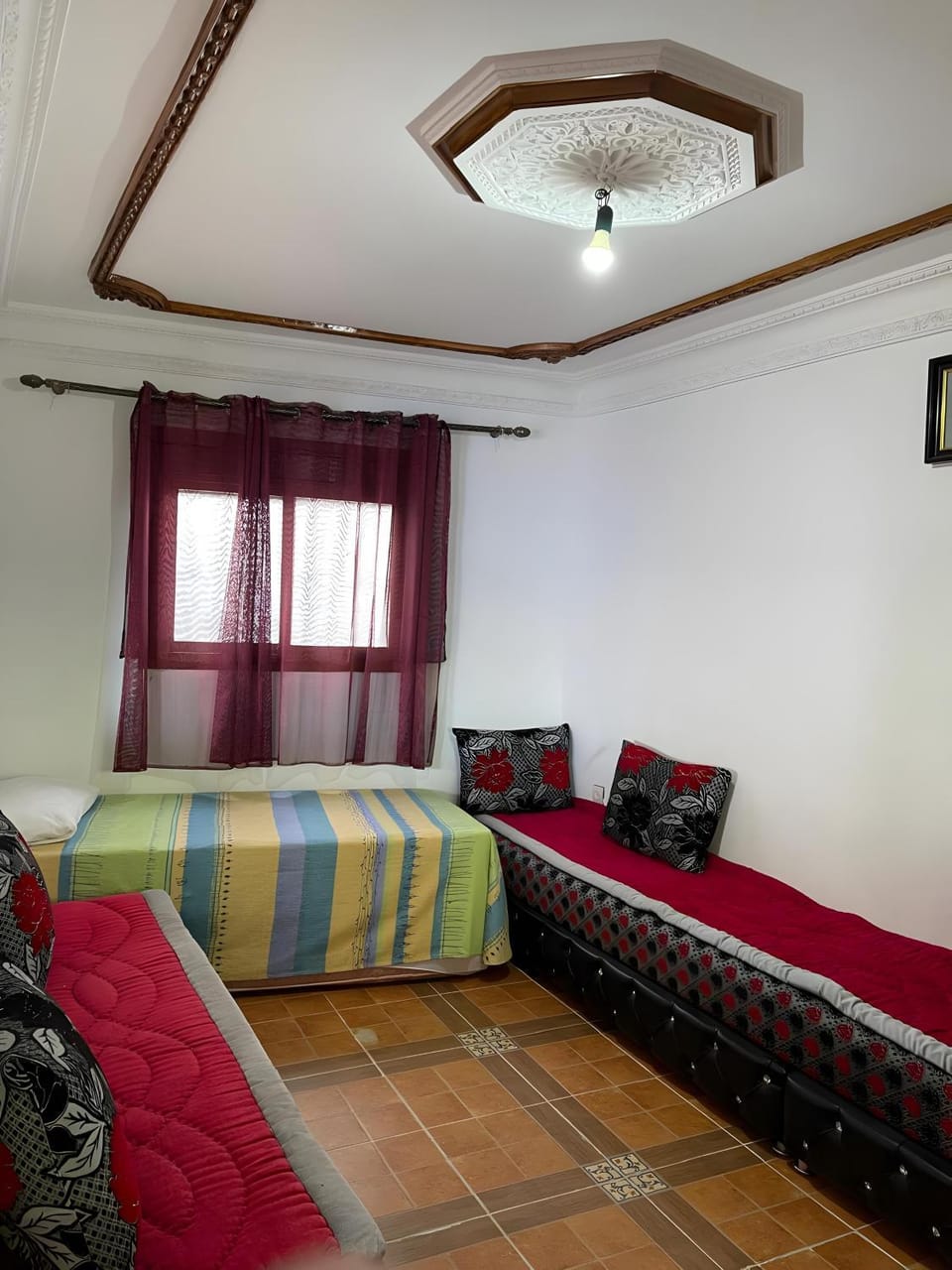 Bed, Seating area
