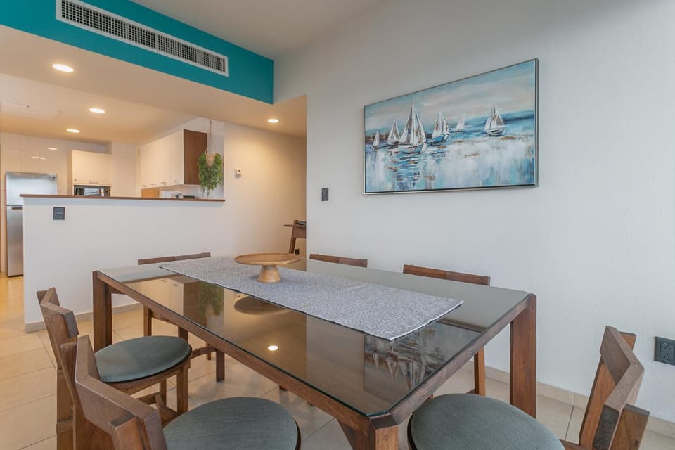 Kitchen or kitchenette, Seating area, Dining area, air conditioner