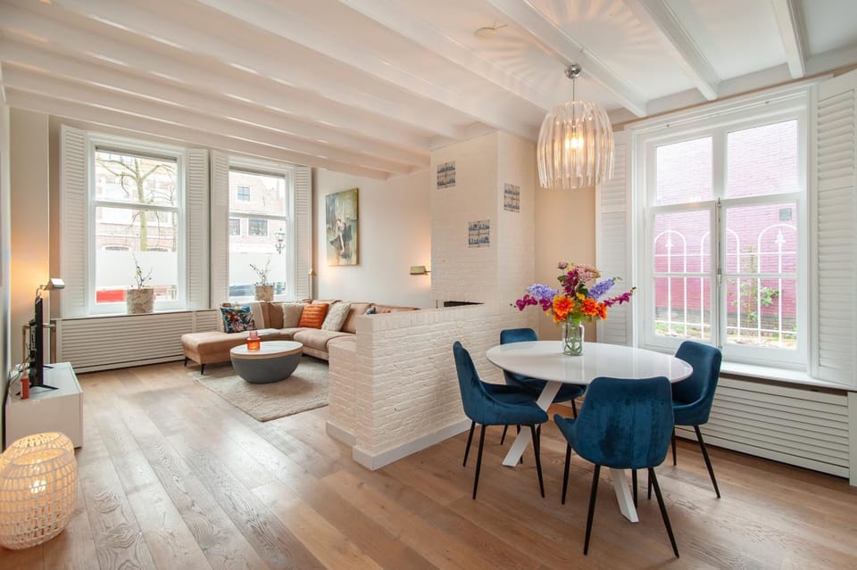 Living room, Dinner