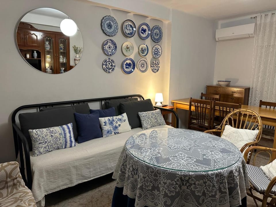 TRUJILLO CUÉNTAME -Apartamento bien equipado, de fácil aparcamiento y acceso-Ideal punto de partida de sus rutas Apartment in Trujillo