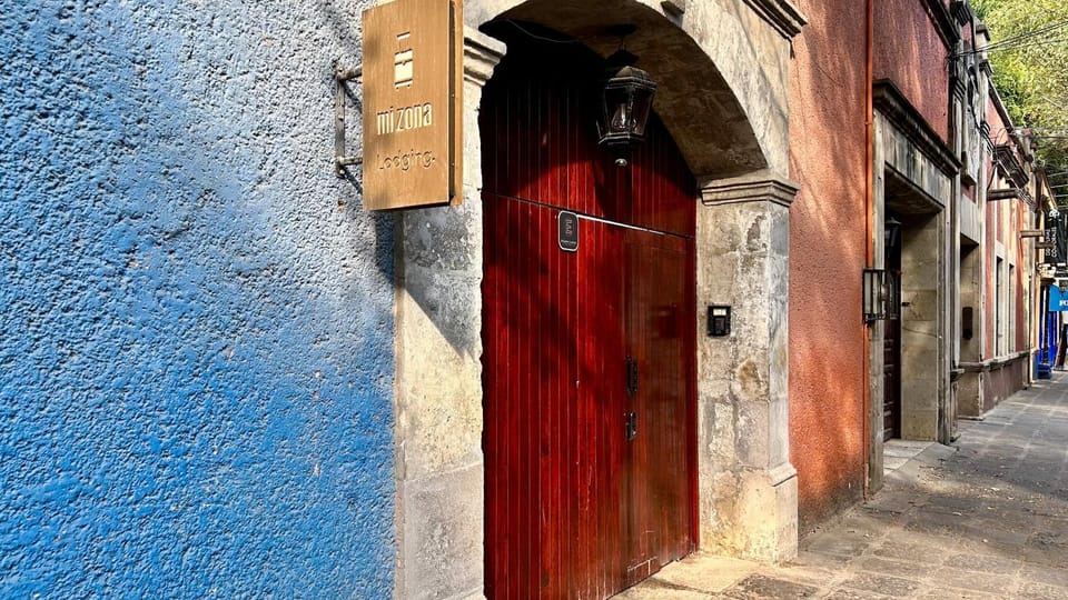 Property building, Facade/entrance
