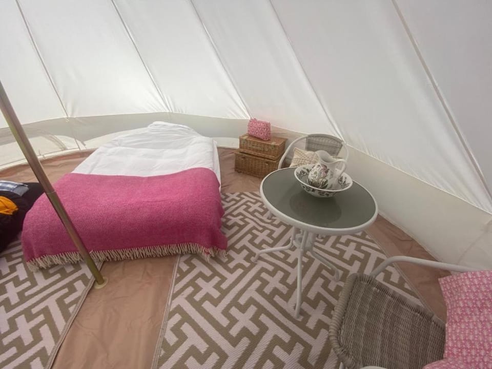 Goodwood Events - Bell Tent - Charlton Luxury tent in Chichester District