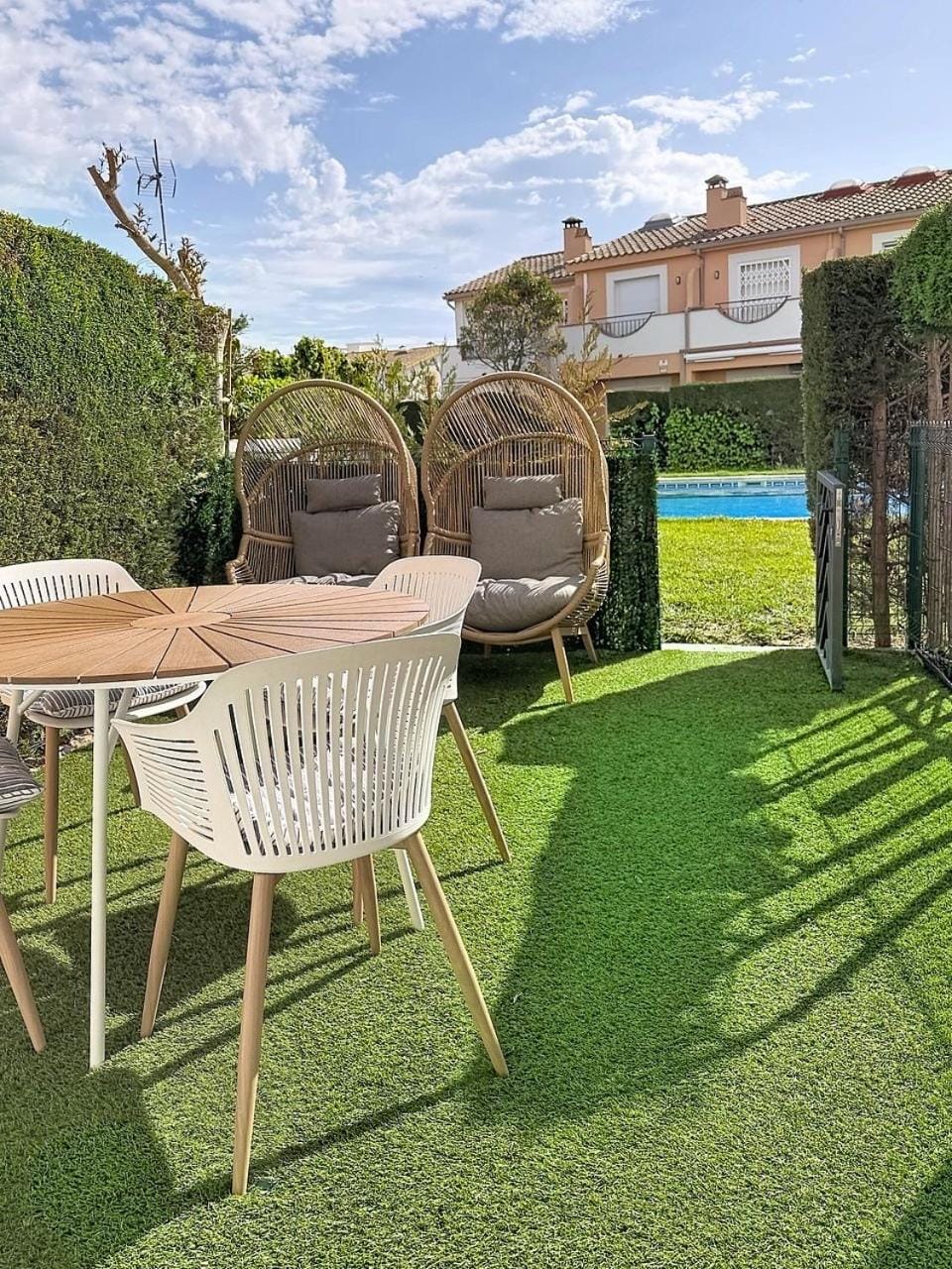 Patio, Day, Natural landscape, Garden, Garden view, Pool view, Swimming pool