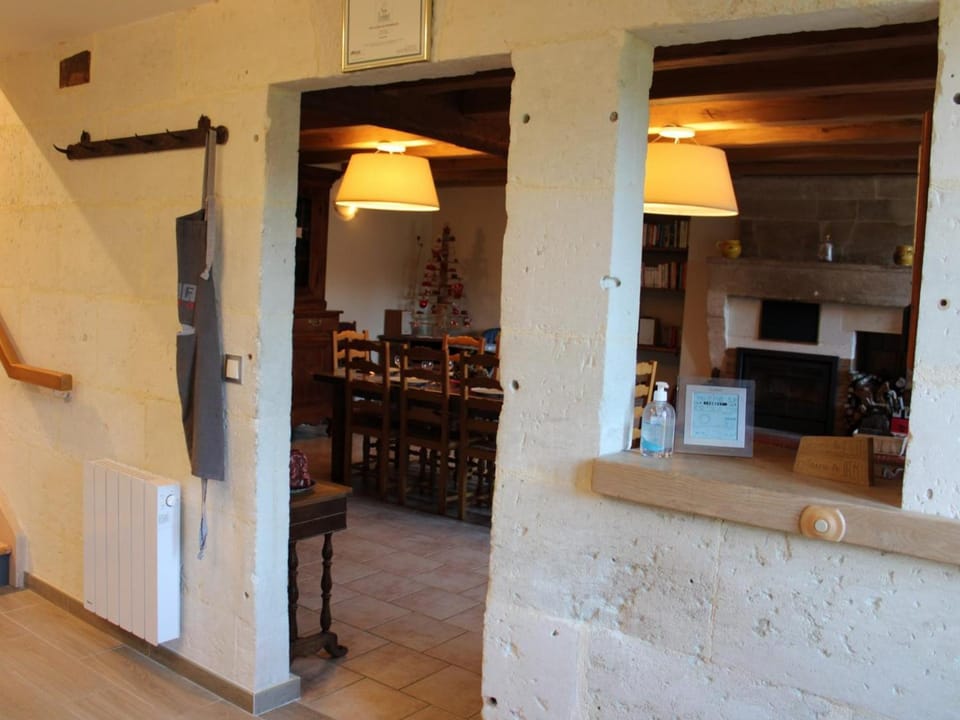 Gîte charentais avec cour privative, baby-équipement, télétravail, vélos, BBQ, animaux acceptés - FR-1-653-170 House in Nouvelle-Aquitaine