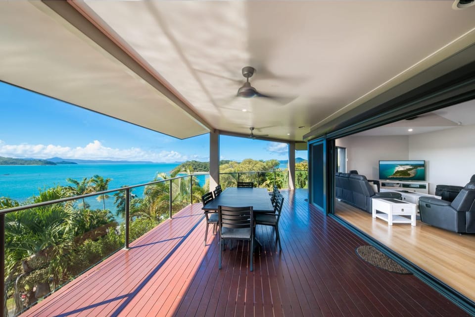 Shutehaven Villa House in Whitsundays