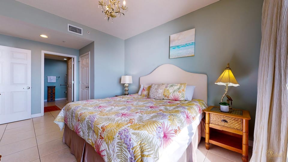 Beachfront - Private Balcony - Near Pier - FLPCB62 House in Panama City Beach