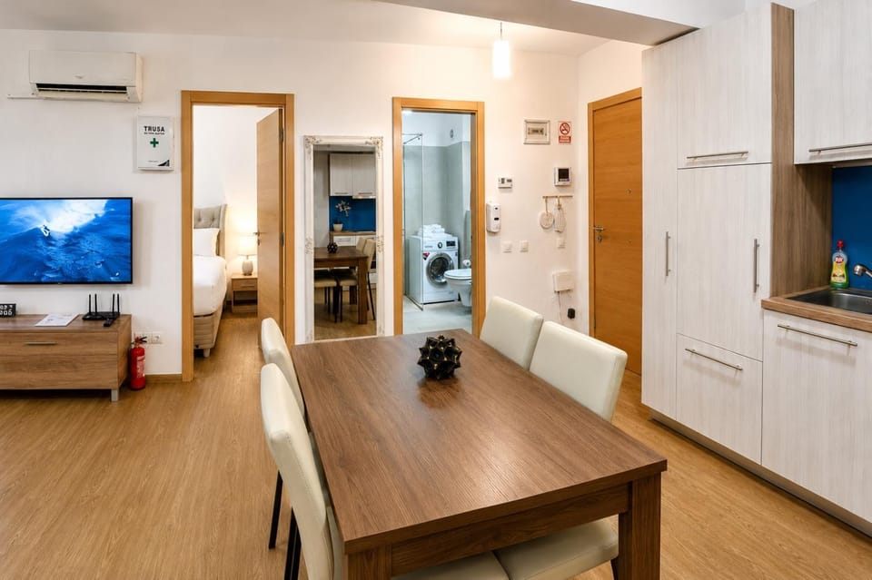 My Place in Cluj-Napoca 7 Nights Minimum Stay Apartment in Cluj-Napoca
