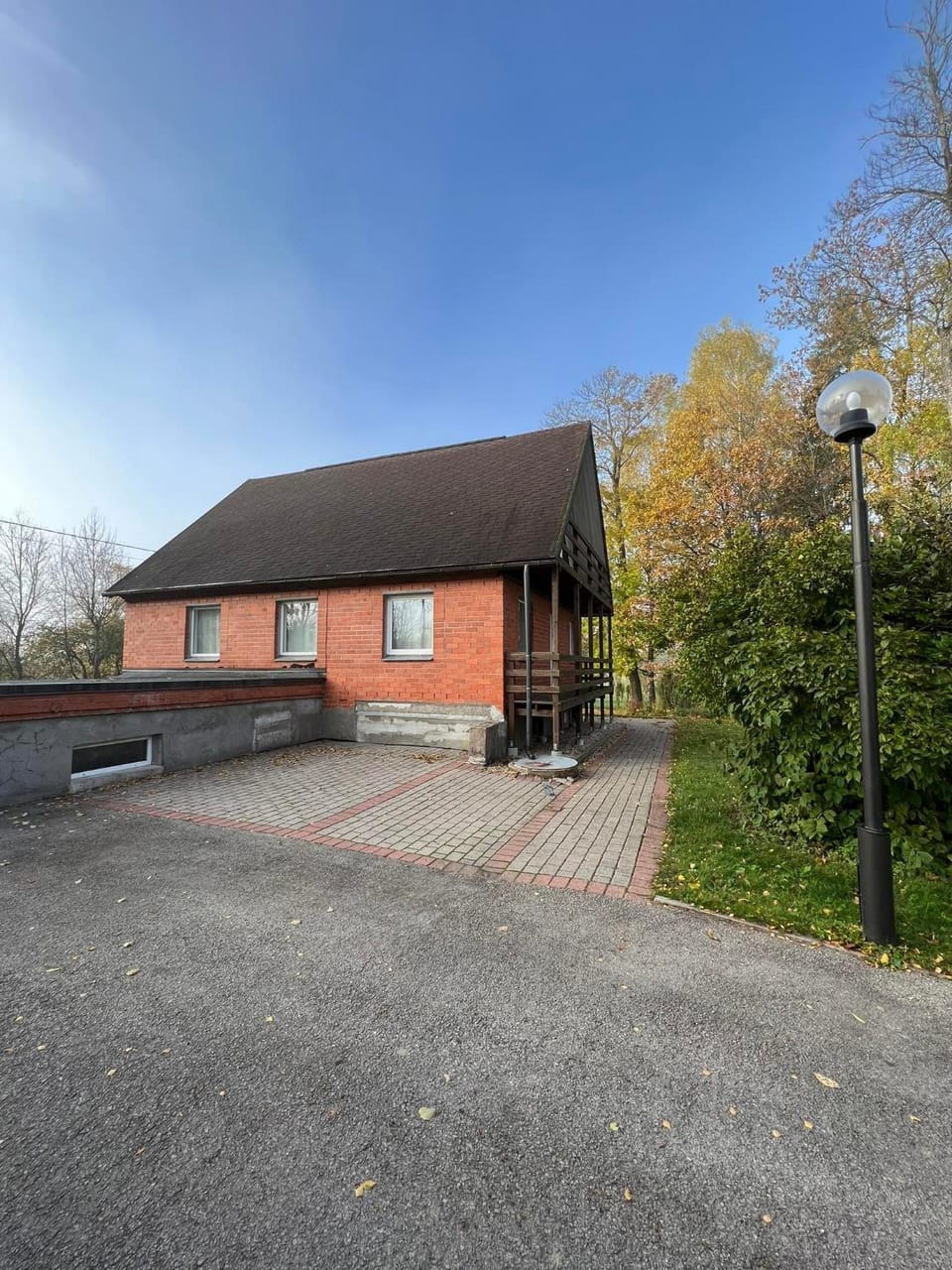 Property building, Parking