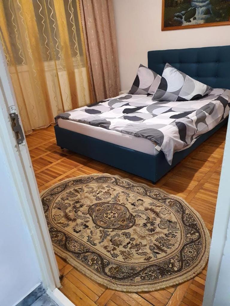 RazDav Straja Central Apartment in Romania