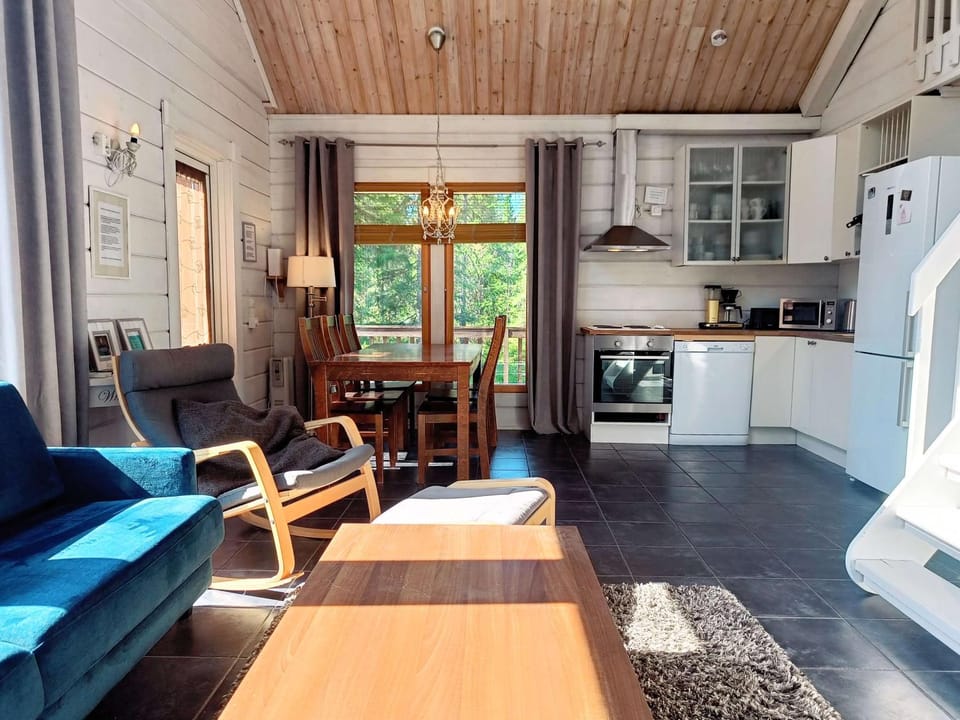 Salmikunnaan Huvila A House in Lapland