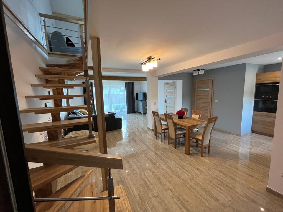 TV and multimedia, Kitchen or kitchenette, Living room, Seating area, Dining area, pet friendly