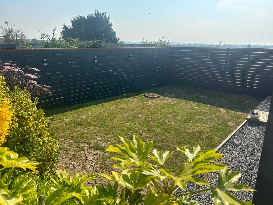 Me Old Abode Entire Garden Cabin near the Sea Cabin in Herne Bay