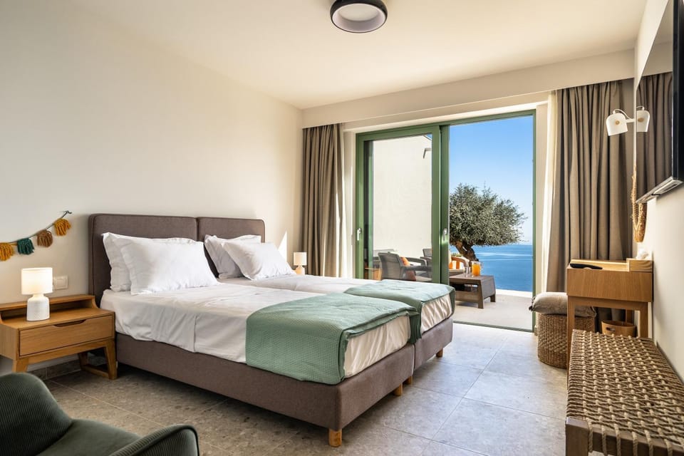 Property building, Living room, Bedroom